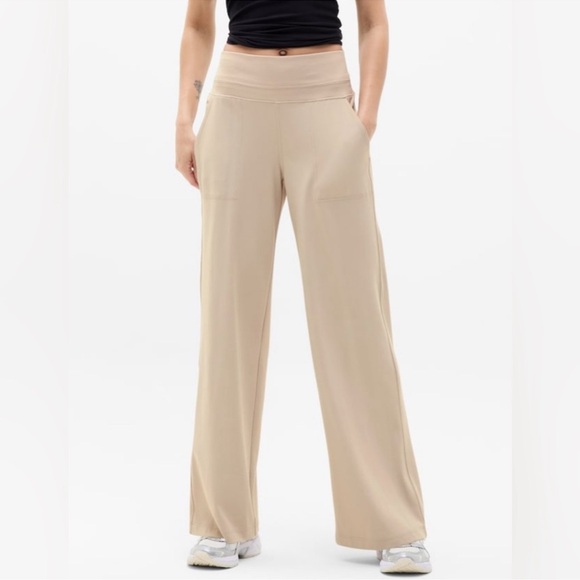Athleta Venice Wide Leg Lounge Pants Small Petite Taupe Neutral Flare Abalone - Picture 9 of 10